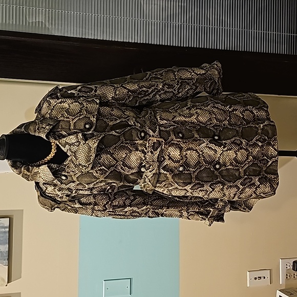 Michael Kors Snake Print Trench Coat - Picture 4 of 13